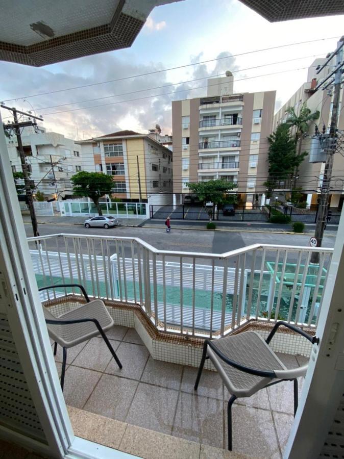 Apartamento Com Estacionamento, Wi-Fi, Ar Condicionado A 300 Metros Da Praia Da Enseada No Guaruja. Dış mekan fotoğraf