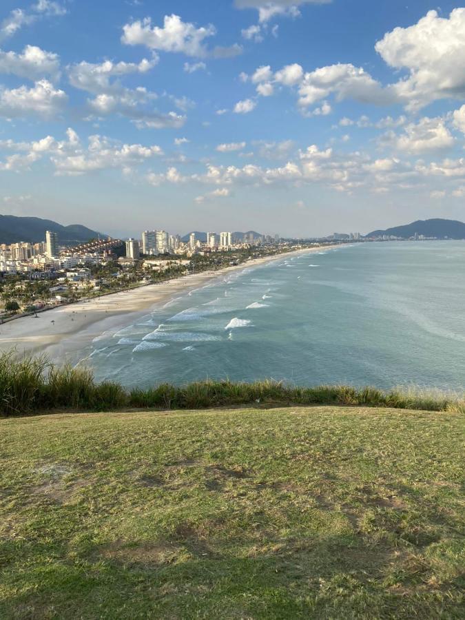 Apartamento Com Estacionamento, Wi-Fi, Ar Condicionado A 300 Metros Da Praia Da Enseada No Guaruja. Dış mekan fotoğraf