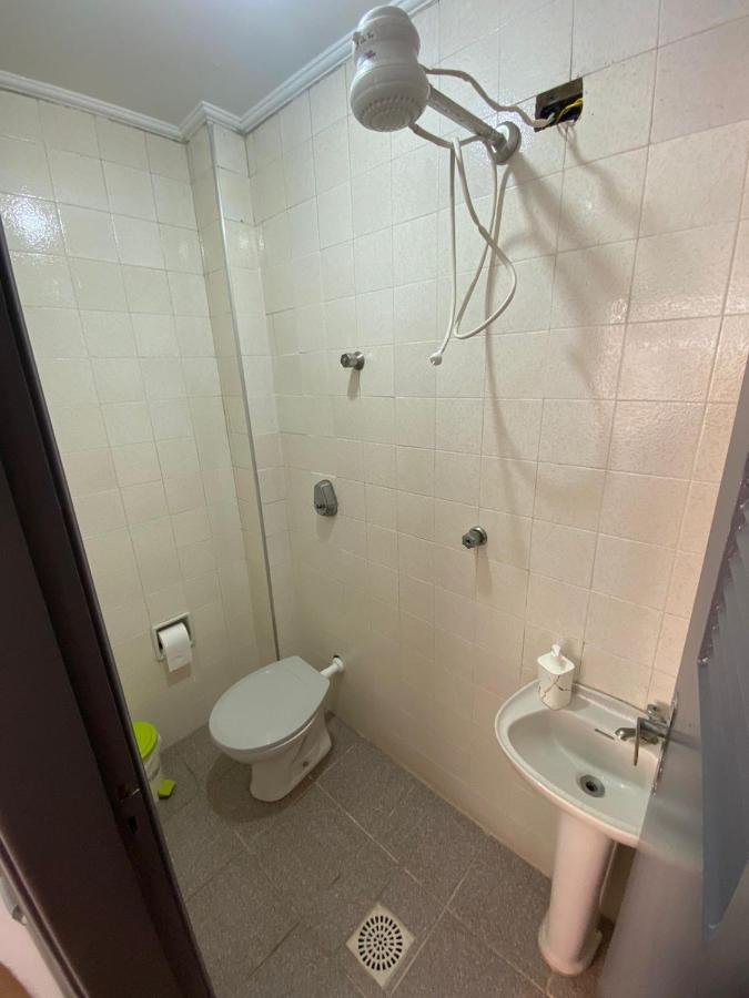 Apartamento Com Estacionamento, Wi-Fi, Ar Condicionado A 300 Metros Da Praia Da Enseada No Guaruja. Dış mekan fotoğraf