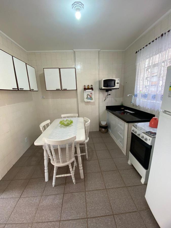 Apartamento Com Estacionamento, Wi-Fi, Ar Condicionado A 300 Metros Da Praia Da Enseada No Guaruja. Dış mekan fotoğraf