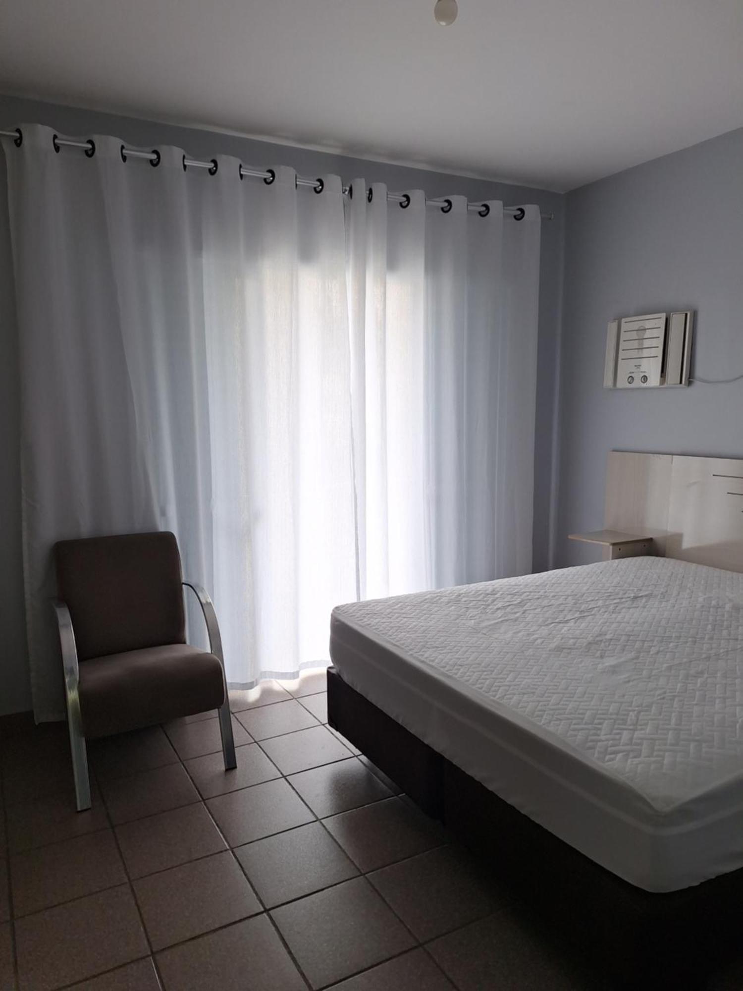 Apartamento Com Estacionamento, Wi-Fi, Ar Condicionado A 300 Metros Da Praia Da Enseada No Guaruja. Oda fotoğraf