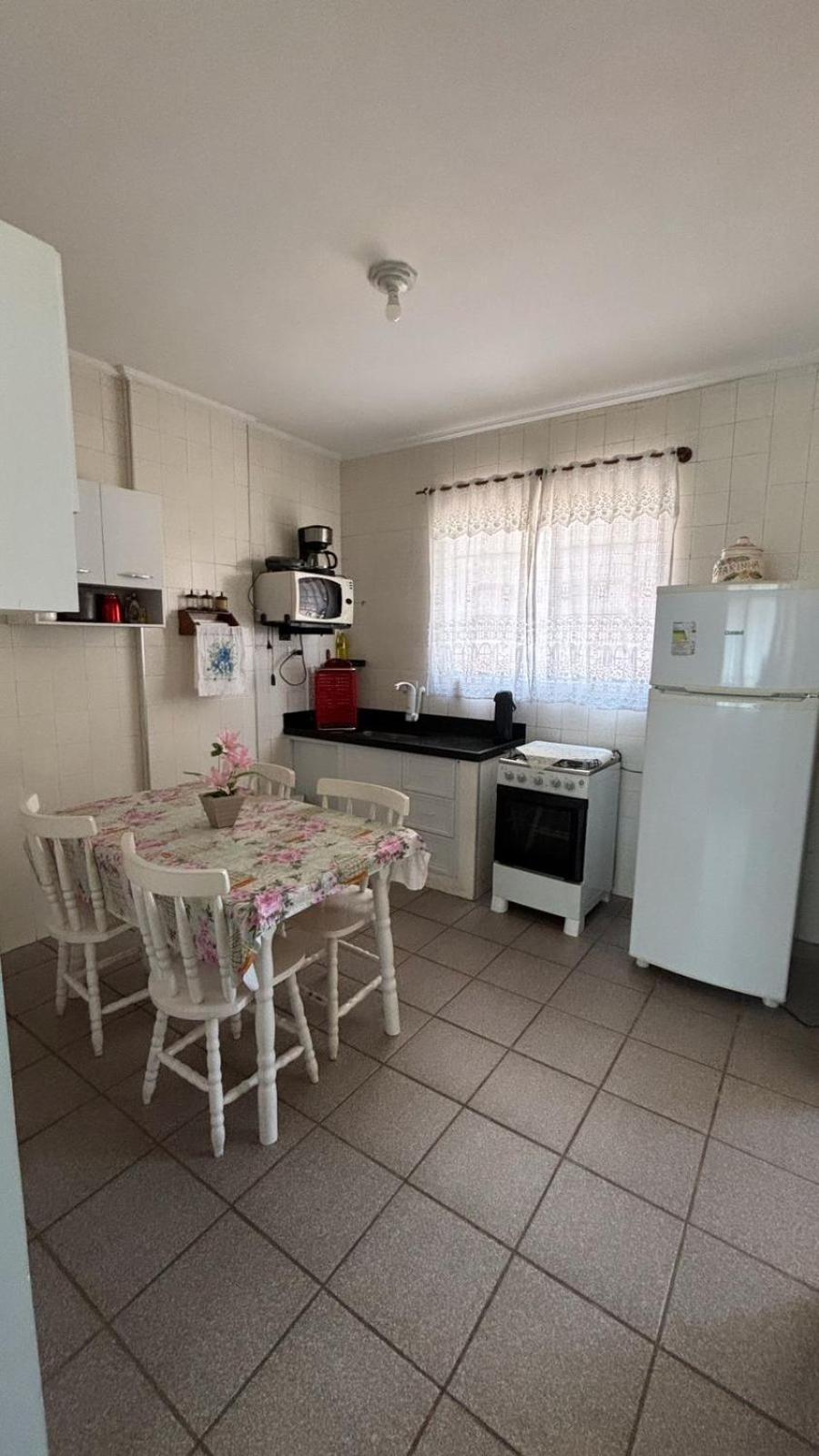 Apartamento Com Estacionamento, Wi-Fi, Ar Condicionado A 300 Metros Da Praia Da Enseada No Guaruja. Dış mekan fotoğraf