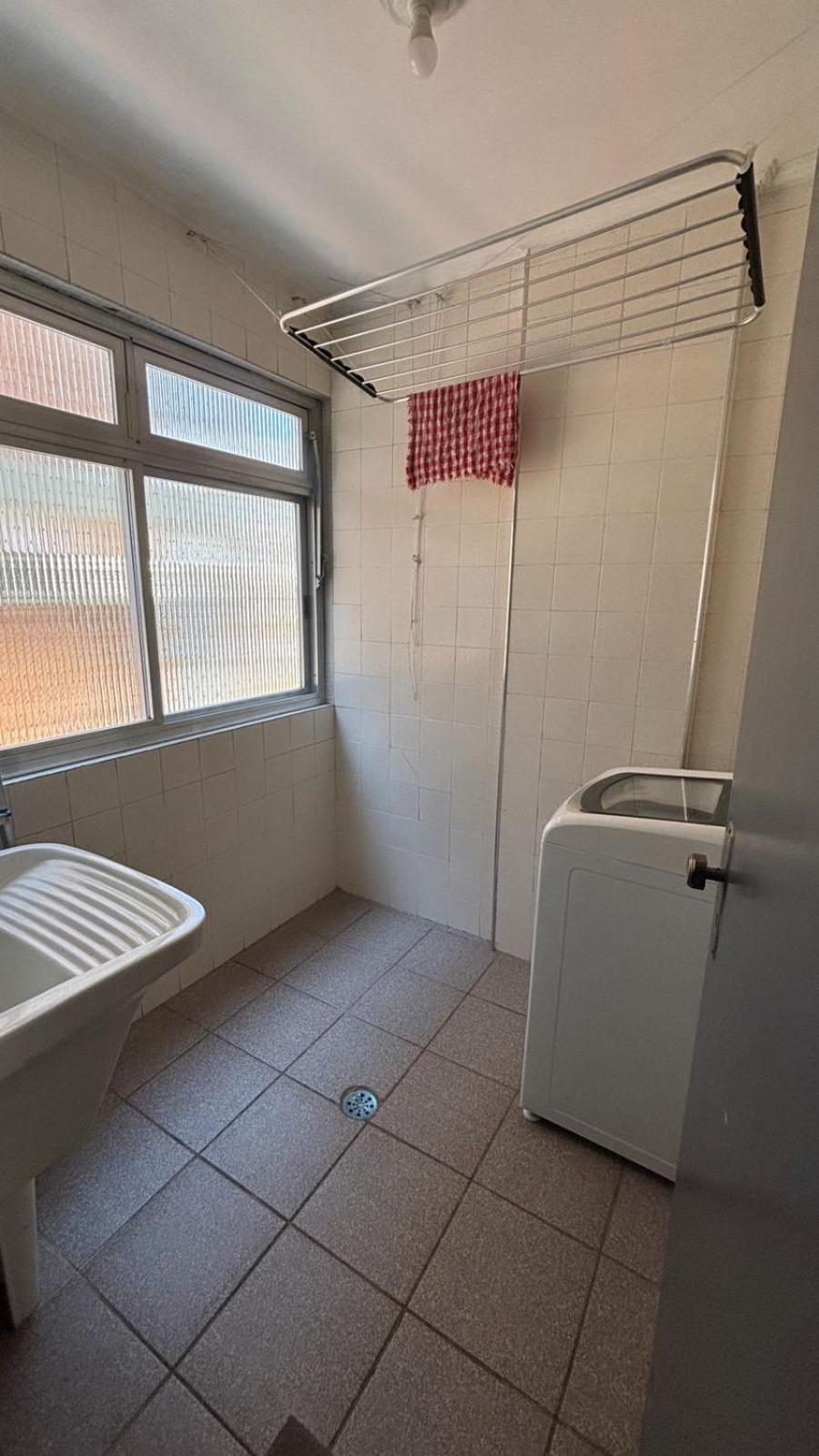 Apartamento Com Estacionamento, Wi-Fi, Ar Condicionado A 300 Metros Da Praia Da Enseada No Guaruja. Dış mekan fotoğraf